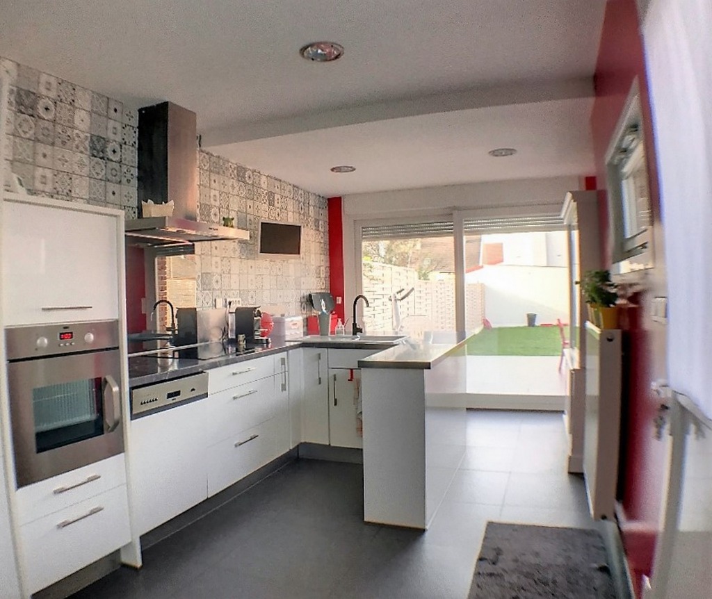 Jolie maison renovee quasi individuelle de 100m2 Photo 2 - Brique Rouge Immobilier