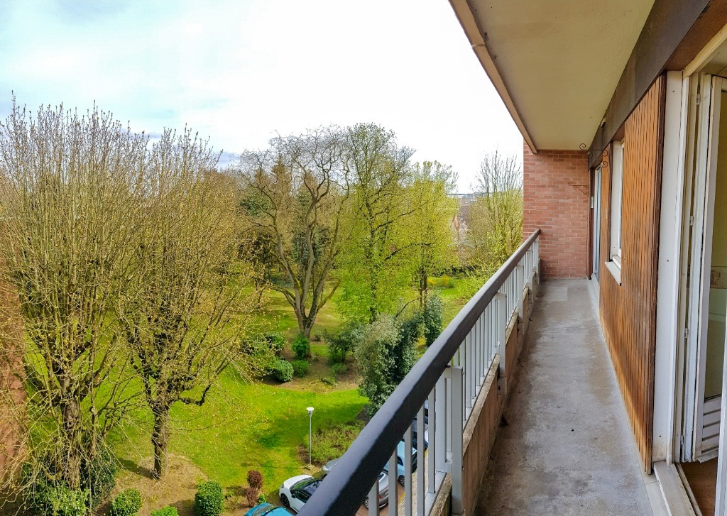 Bel appartement dans secteur prise Photo 1 - Brique Rouge Immobilier Bel appartement dans secteur prise Photo 1 - Brique Rouge Immobilier