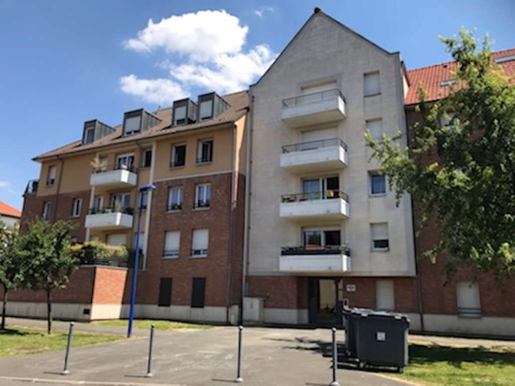 Les melusines magnifique type iii  louer Photo 1 - Brique Rouge Immobilier