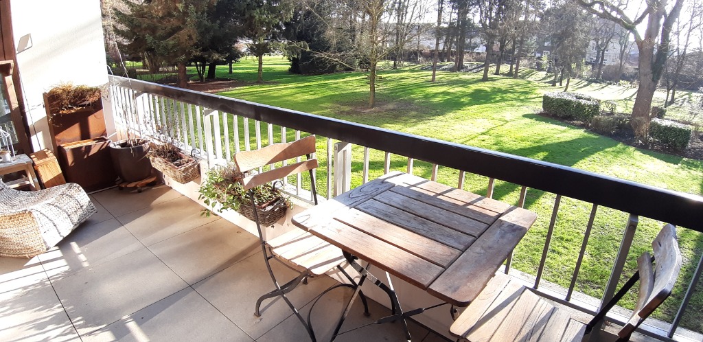 Loos prox chr beau t3 avec terrasse vue degagee pking prive Photo 1 - Brique Rouge Immobilier