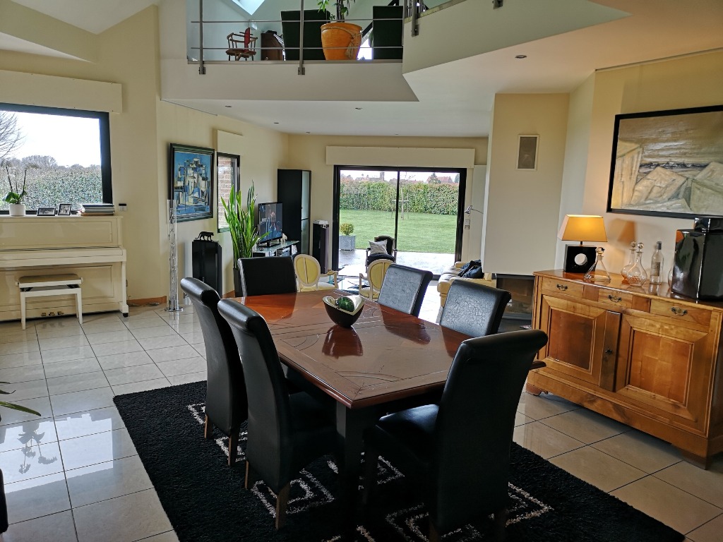 Magnifique villa d architecte  aux portes de la pevele Photo 1 - Brique Rouge Immobilier