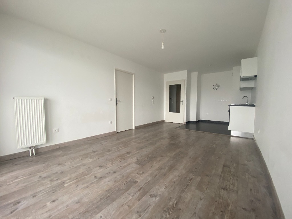 Capinghem appartement place de parking exterieur Photo 2 - Brique Rouge Immobilier Capinghem appartement place de parking exterieur Photo 2 - Brique Rouge Immobilier