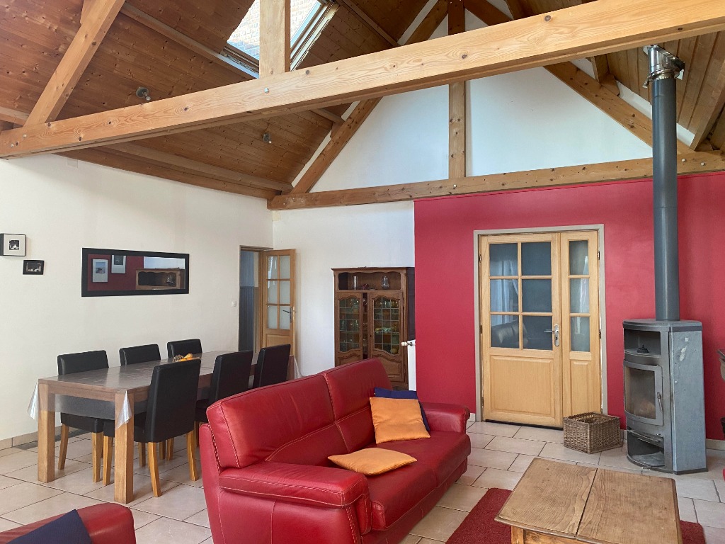 Belle maison ancienne  631m au coeur d un beau village Photo 1 - Brique Rouge Immobilier