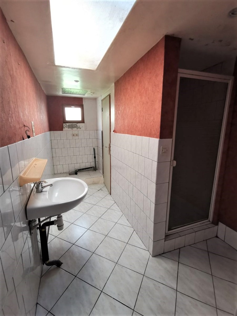 Large 1930 avec jardin en centre ville Photo 6 - Brique Rouge Immobilier Large 1930 avec jardin en centre ville Photo 6 - Brique Rouge Immobilier