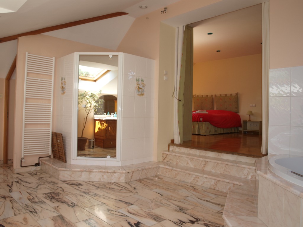 Fermette 300 m 3 fournes en weppes Photo 7 - Brique Rouge Immobilier Fermette 300 m 3 fournes en weppes Photo 7 - Brique Rouge Immobilier