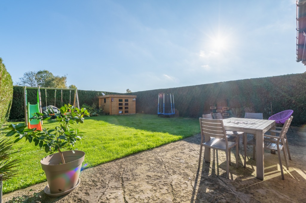 Maison individuelle 4 chambres allennes les marais Photo 3 - Brique Rouge Immobilier