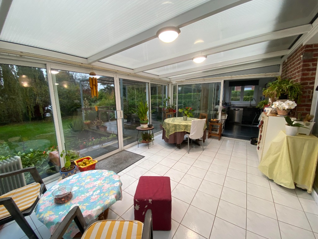 Semi plain pied individuel 3 chambres  garage carport jardin Photo 5 - Brique Rouge Immobilier