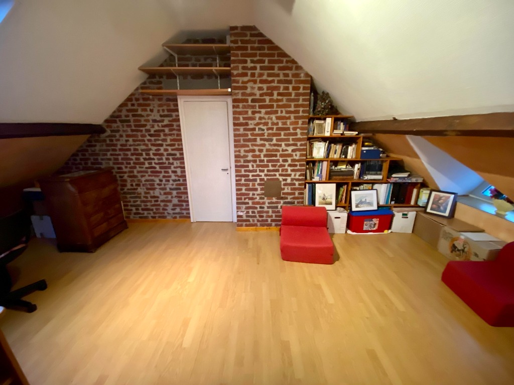 Semi plain pied individuel 3 chambres  garage carport jardin Photo 6 - Brique Rouge Immobilier