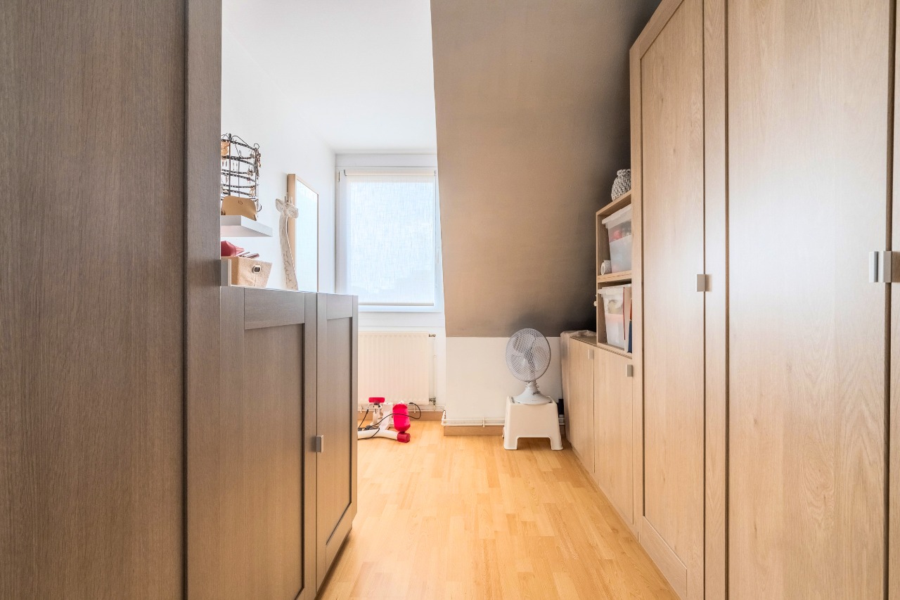 Rare    superbe maison semi individuelle Photo 6 - Brique Rouge Immobilier