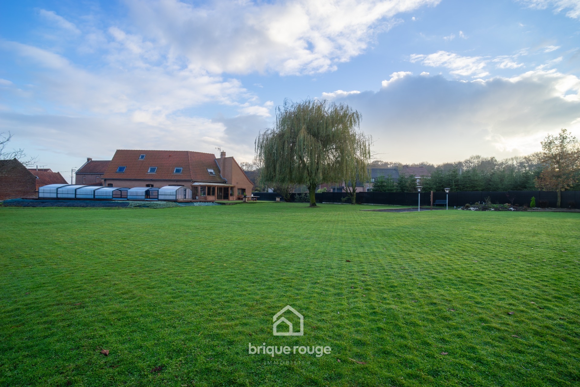 Maison d architecte 230m piscine suite 6500m de terrain Photo 3 - Brique Rouge Immobilier Maison d architecte 230m piscine suite 6500m de terrain Photo 3 - Brique Rouge Immobilier