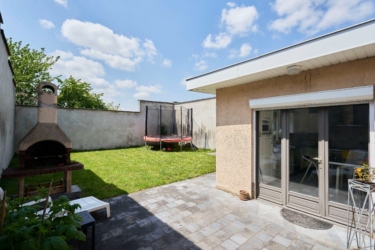 Maison semi individuelle avec jardin et garage Photo 7 - Brique Rouge Immobilier