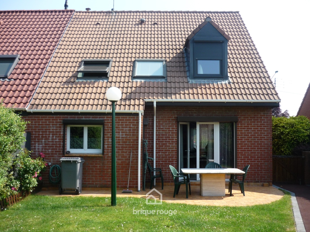 Exclusivite  jolie maison semi individuelle 4 chambres Photo 1 - Brique Rouge Immobilier