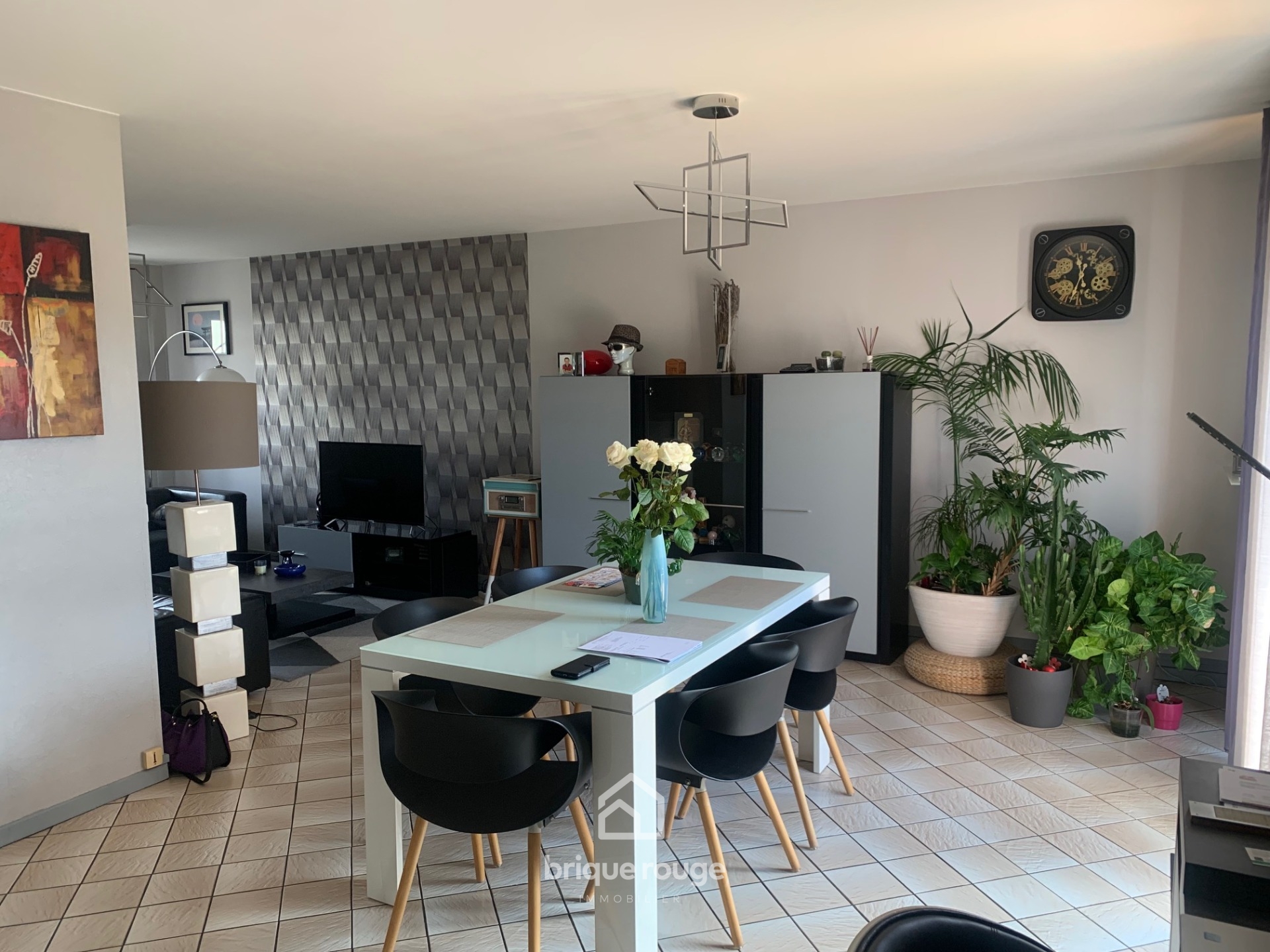 Exclusivite  jolie maison semi individuelle 4 chambres Photo 3 - Brique Rouge Immobilier