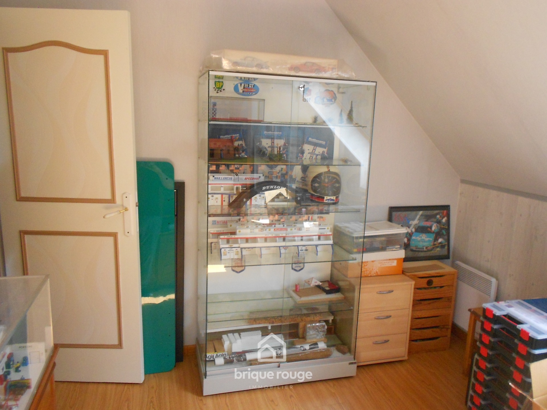 Maison individuelle semi plain pied 5 chambres Photo 7 - Brique Rouge Immobilier Maison individuelle semi plain pied 5 chambres Photo 7 - Brique Rouge Immobilier