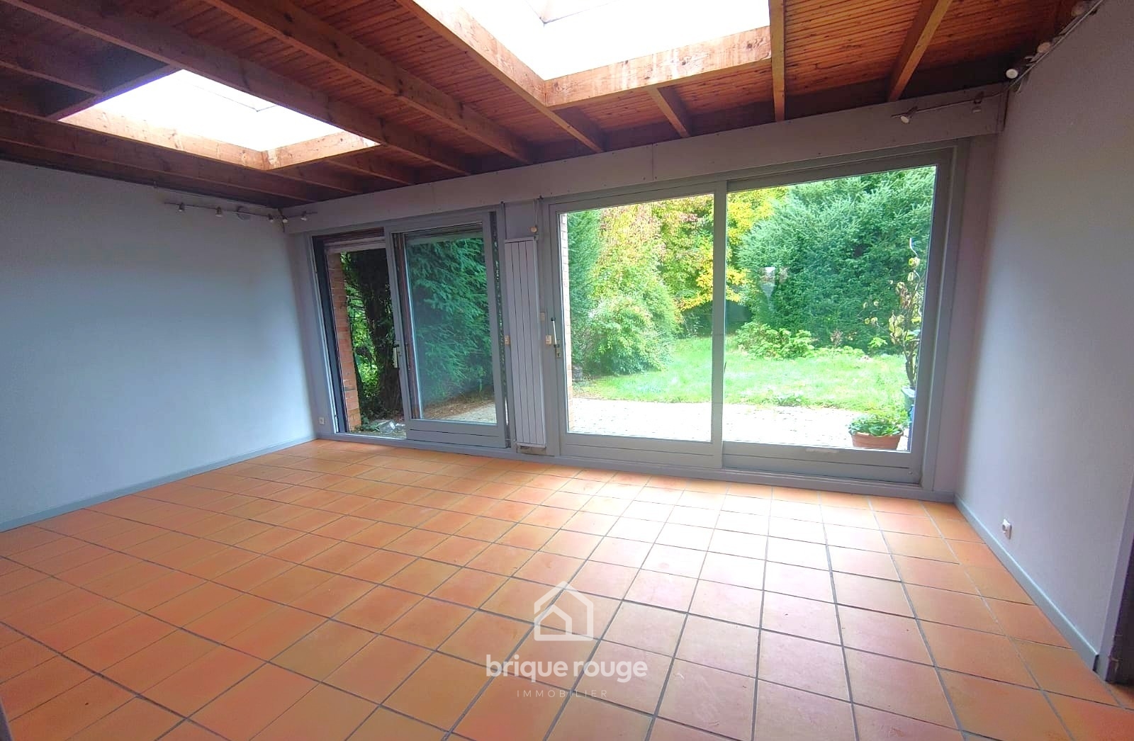 Charmante maison 4 chambres et garage attenant la cessoie Photo 2 - Brique Rouge Immobilier