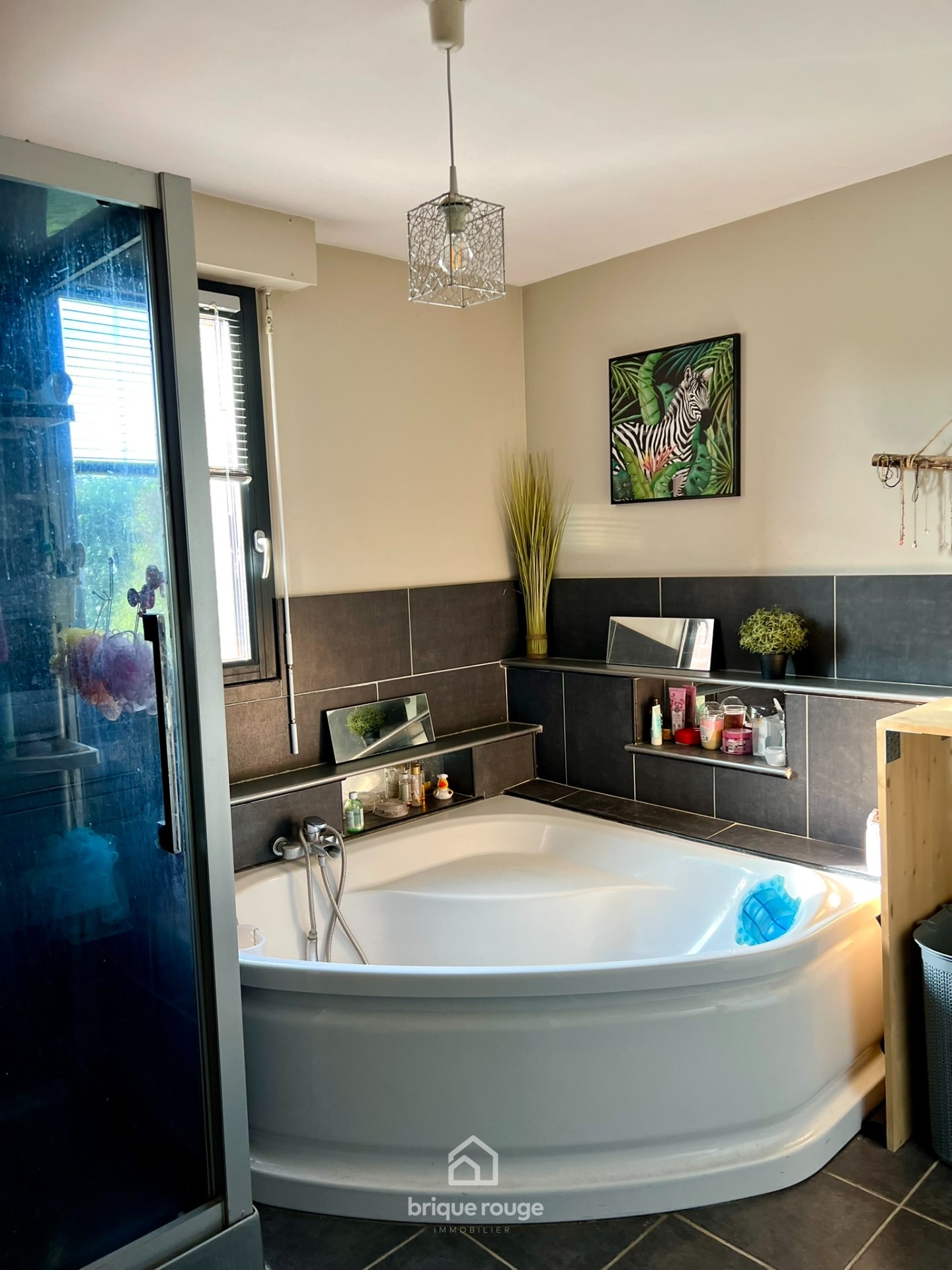 Maison semi plain pied 4 chambres jardin garage carport Photo 7 - Brique Rouge Immobilier