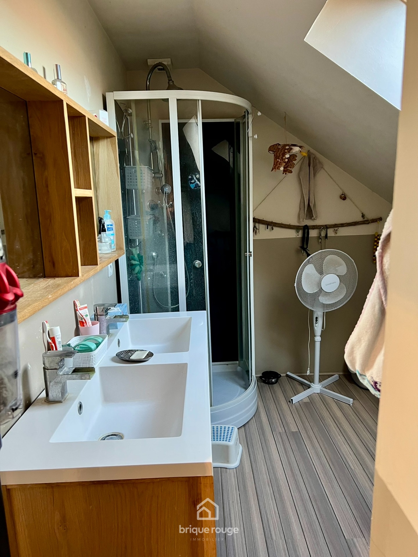 Maison semi plain pied 4 chambres jardin garage carport Photo 8 - Brique Rouge Immobilier
