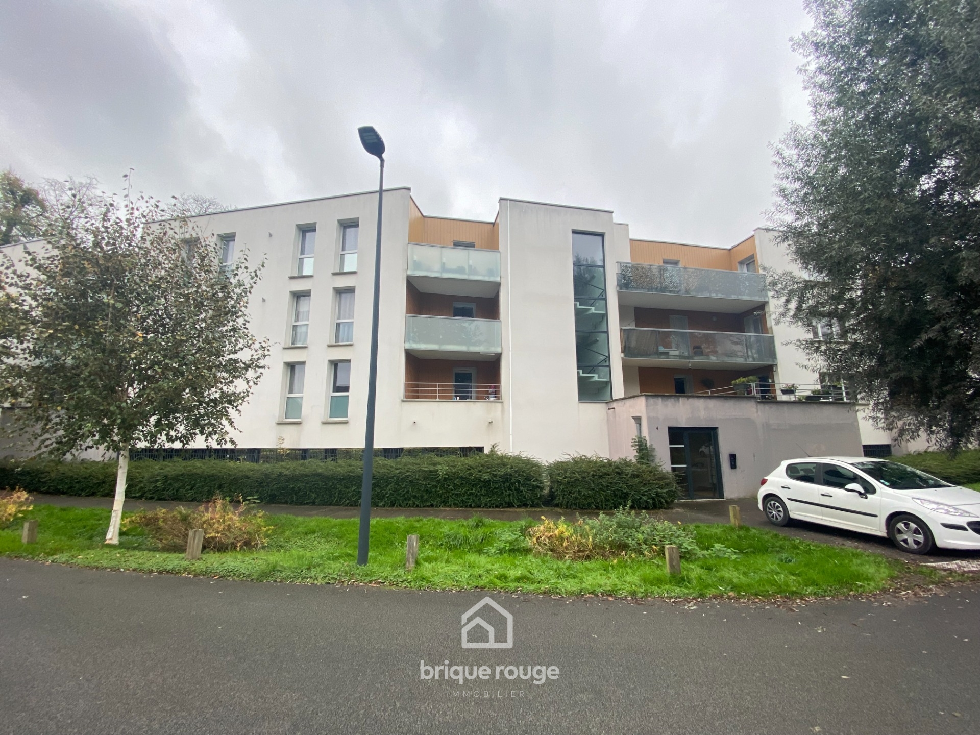 Bel appartement t3 situe dans un environnement calme Photo 1 - Brique Rouge Immobilier