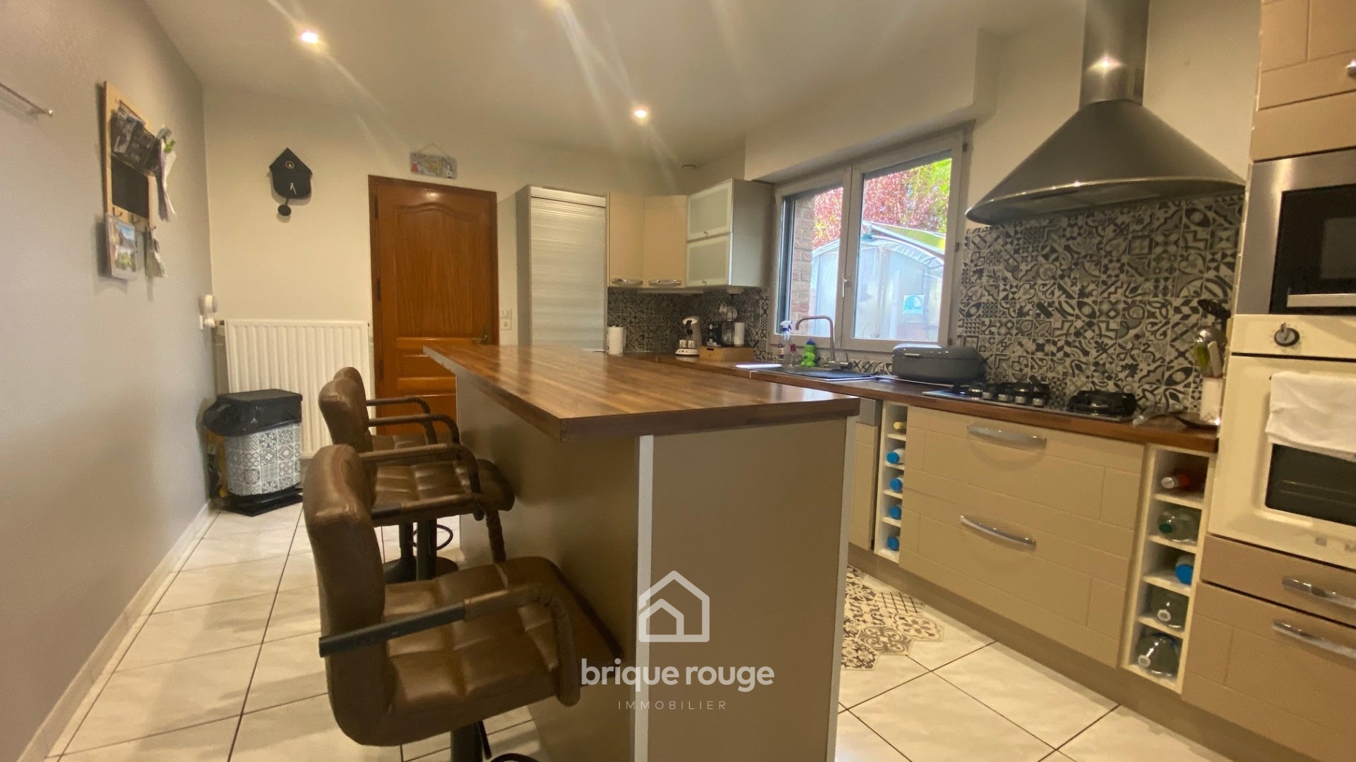 Maison individuelle 4 chambres garage double cave Photo 3 - Brique Rouge Immobilier