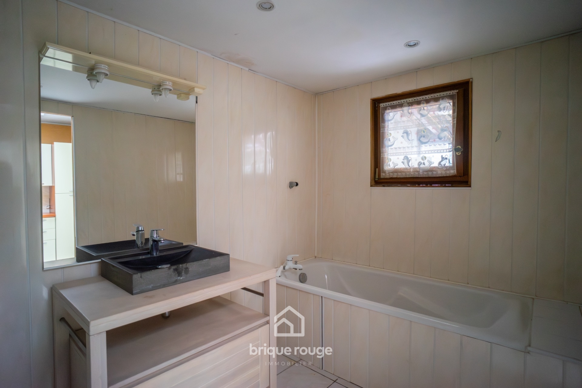 Maison de 1930  renovee secteur prise sur loos Photo 3 - Brique Rouge Immobilier