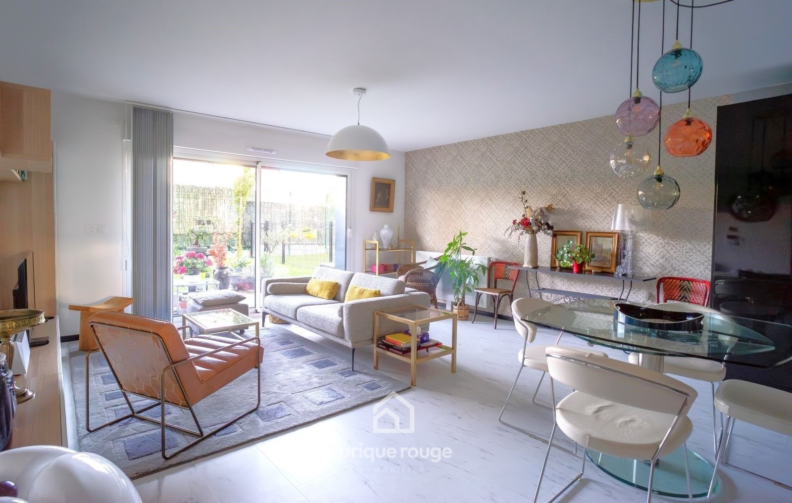 Appartement t3 coup de coeur avec jardin et 2 parkings Photo 1 - Brique Rouge Immobilier