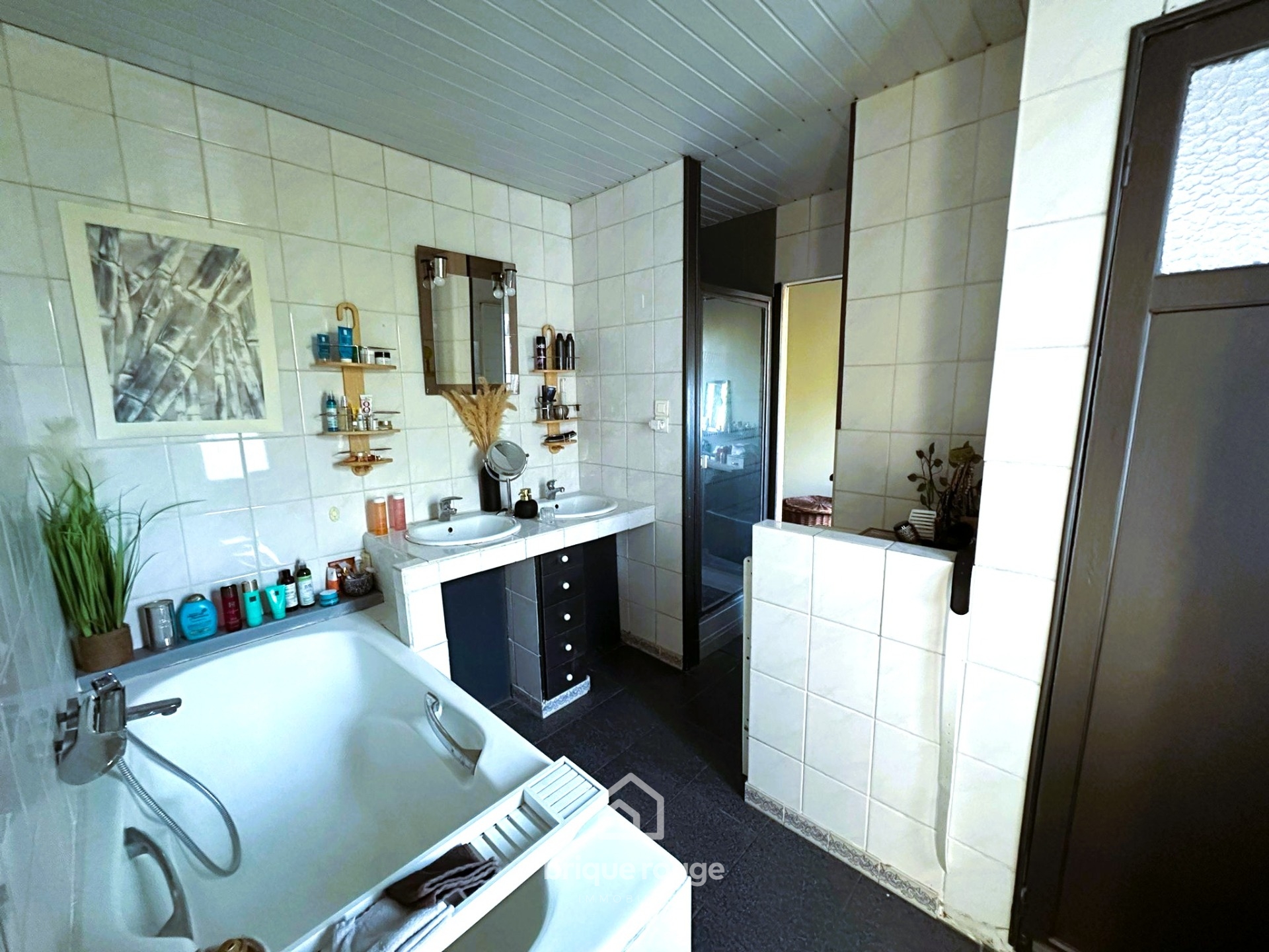 Charmante 3 chambres avec deux garages secteur calme Photo 6 - Brique Rouge Immobilier