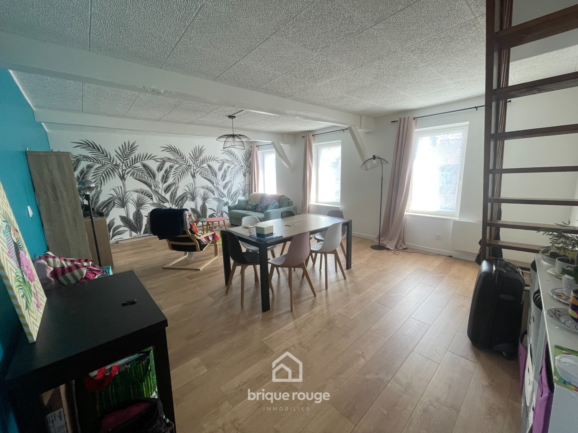 Bel appartement type 2 bis Photo 1 - Brique Rouge Immobilier Bel appartement type 2 bis Photo 1 - Brique Rouge Immobilier