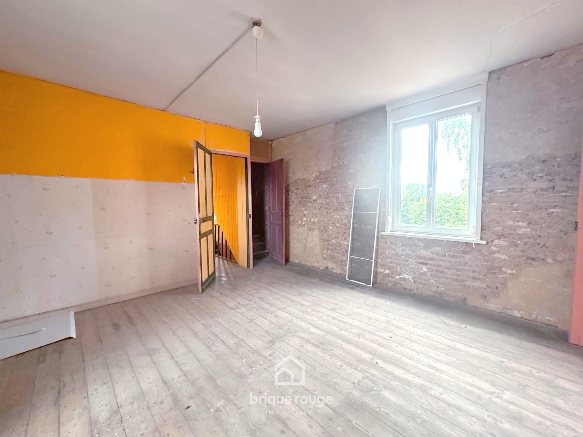 Corps de ferme au carre au gros potentiel  Photo 4 - Brique Rouge Immobilier