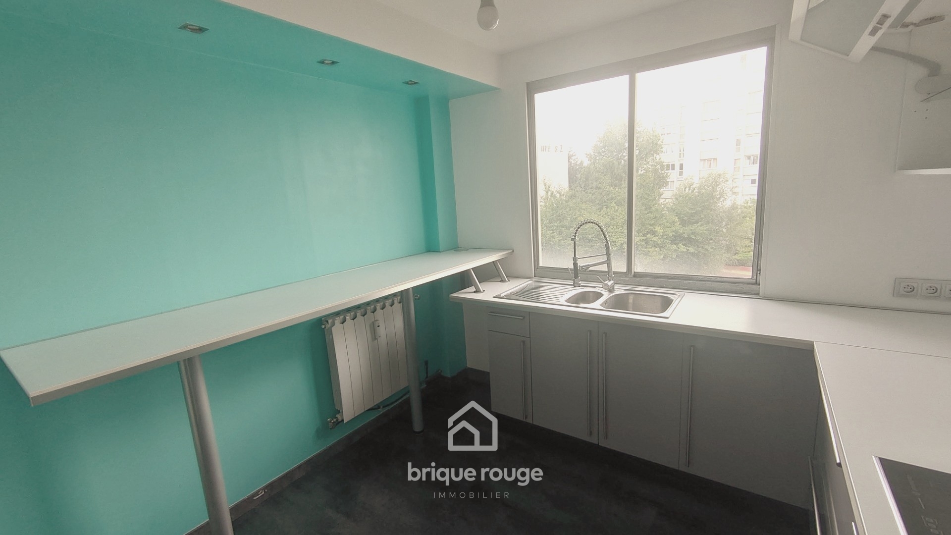 Lumineux t2 balcon ensoleille proche vieux lille Photo 1 - Brique Rouge Immobilier