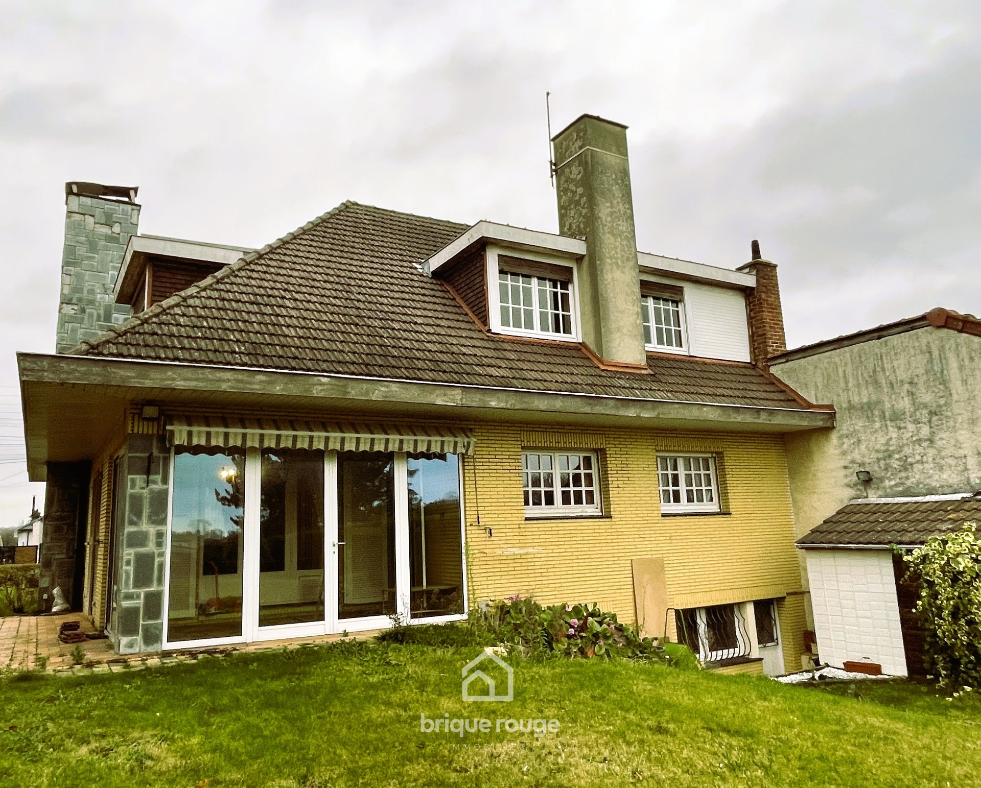 Maison semi plain pied 4 chambres et sous sol Photo 11 - Brique Rouge Immobilier