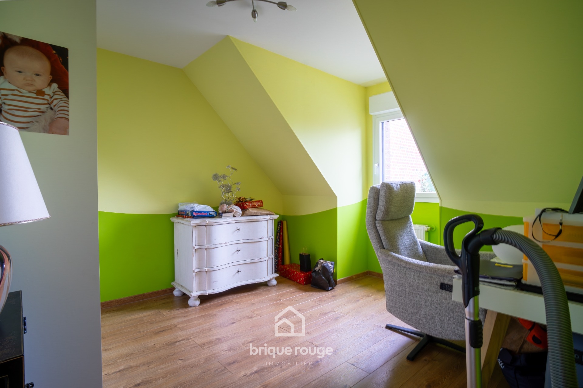 Coup de coeur pour cette magnifique maison 4 chambres Photo 9 - Brique Rouge Immobilier Coup de coeur pour cette magnifique maison 4 chambres Photo 9 - Brique Rouge Immobilier