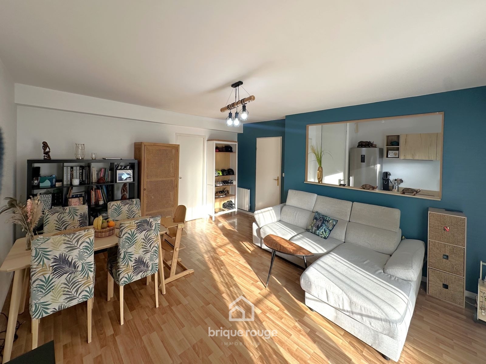 Bel appartement t3 avec terrasse et garage proche tramway Photo 2 - Brique Rouge Immobilier