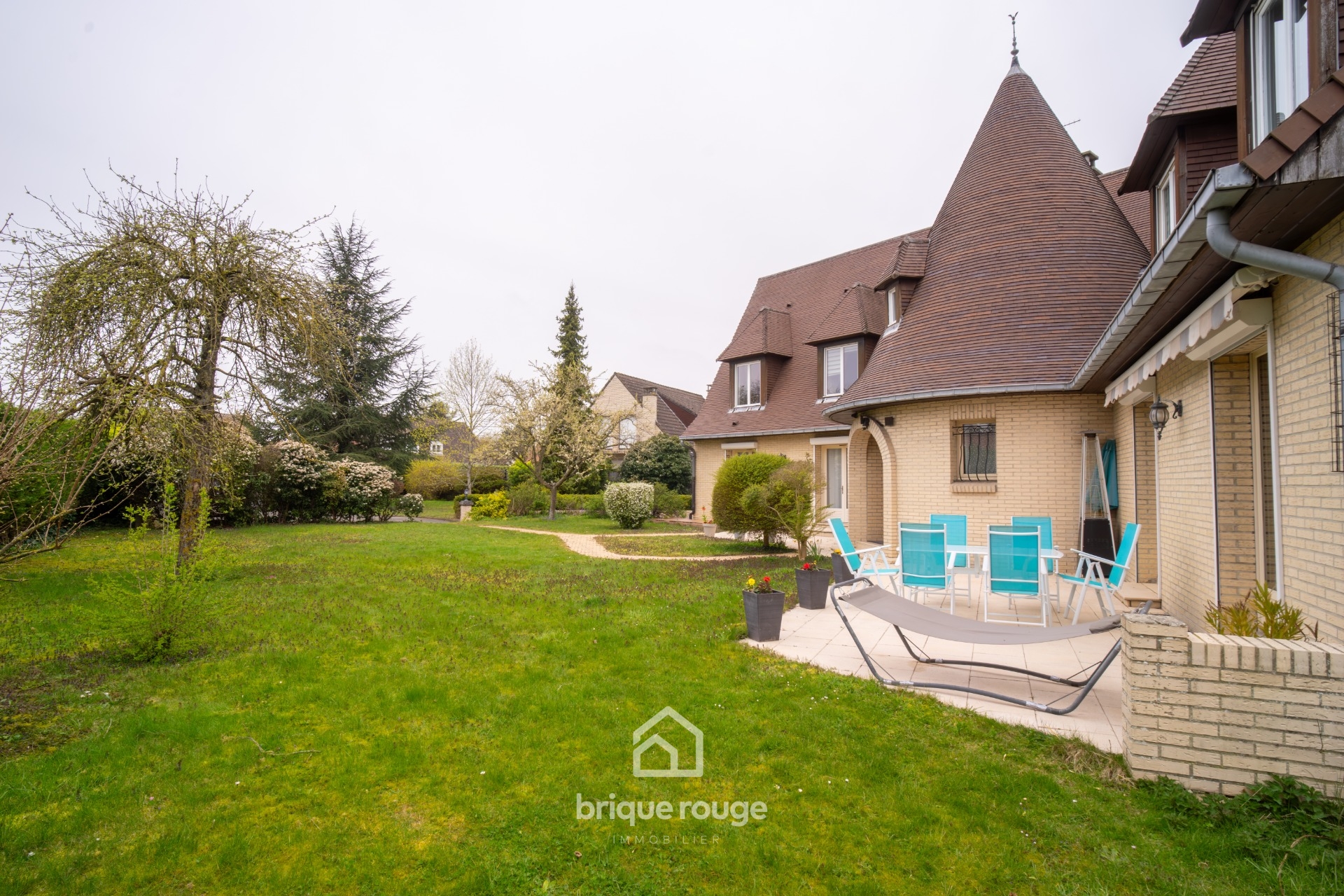 Exclusivite coup de coeur 320m habitables Photo 3 - Brique Rouge Immobilier Exclusivite coup de coeur 320m habitables Photo 3 - Brique Rouge Immobilier