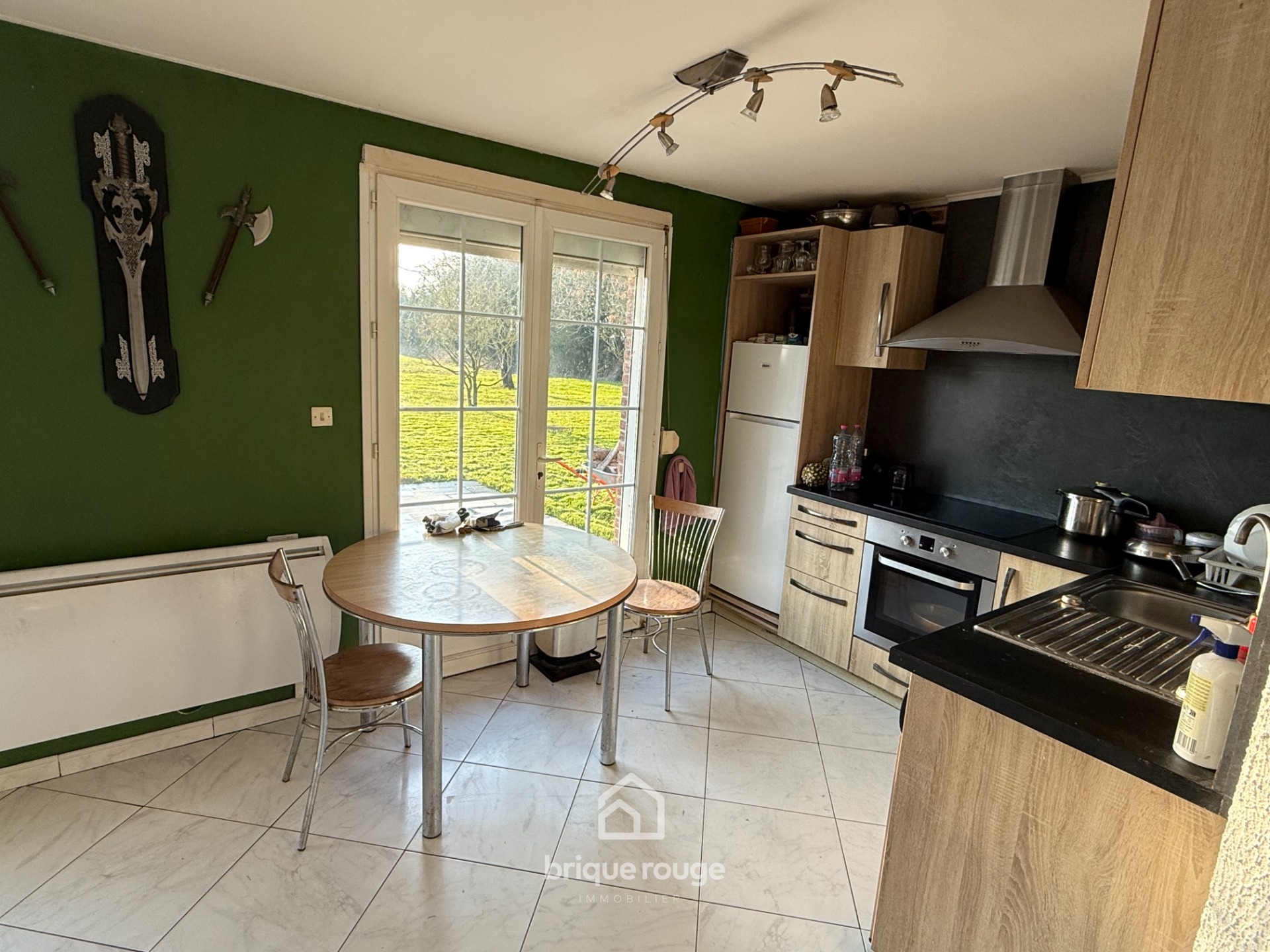 Maison individuelle avec hangar sur une parcelle de 7500 m Photo 2 - Brique Rouge Immobilier