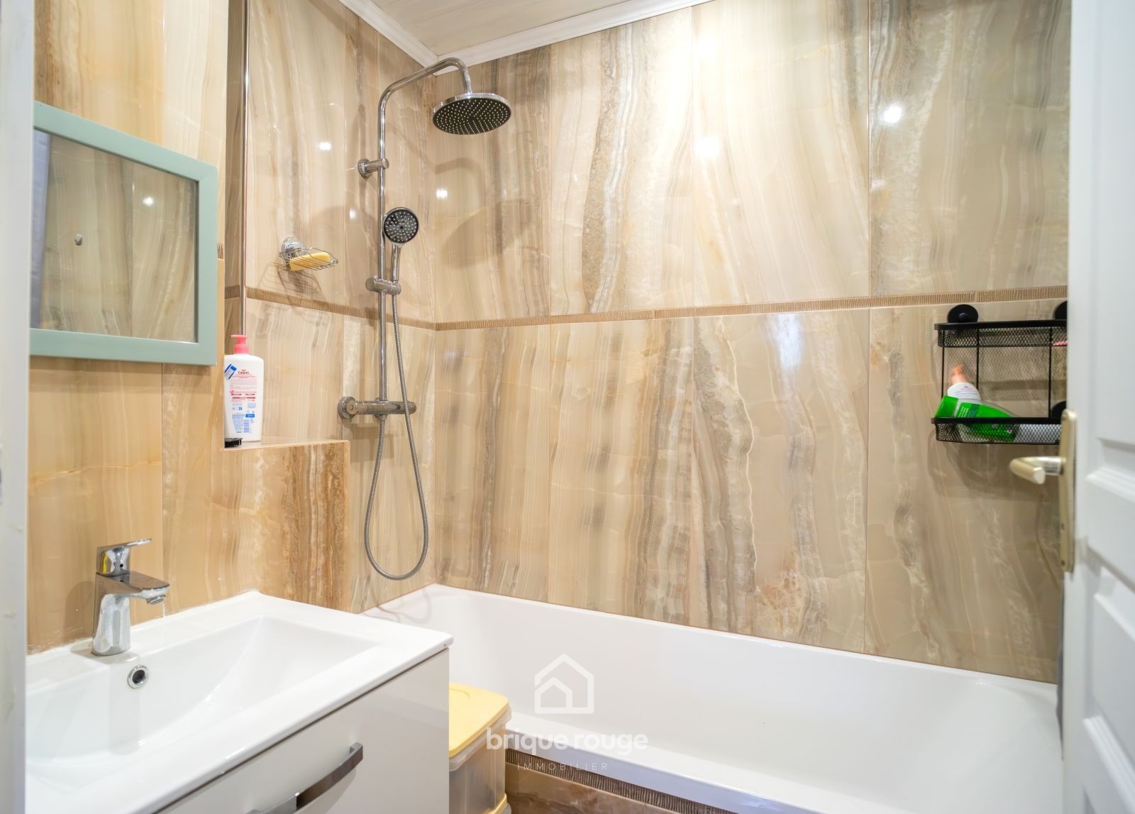 Large maison bel etage double garage et atelier Photo 8 - Brique Rouge Immobilier