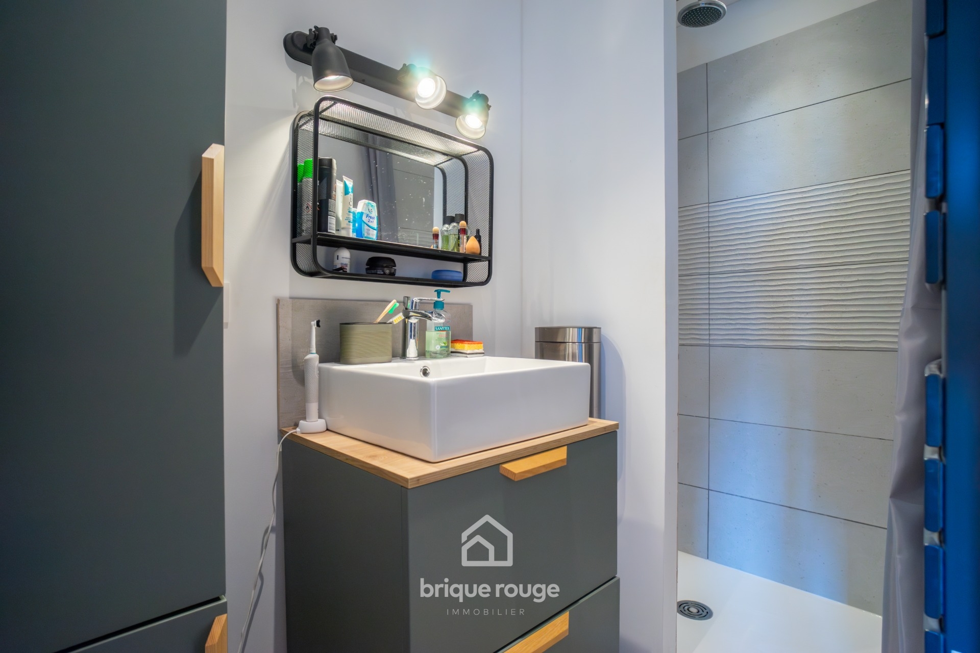 Superbe maison semi individuelle 5 chambres coup de coeur Photo 13 - Brique Rouge Immobilier