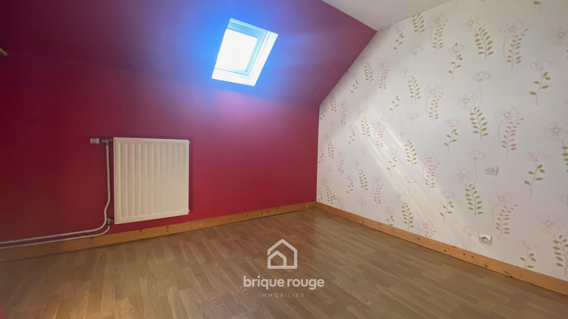 En exclusivite maison renovee 3 chambres jardin parking Photo 6 - Brique Rouge Immobilier