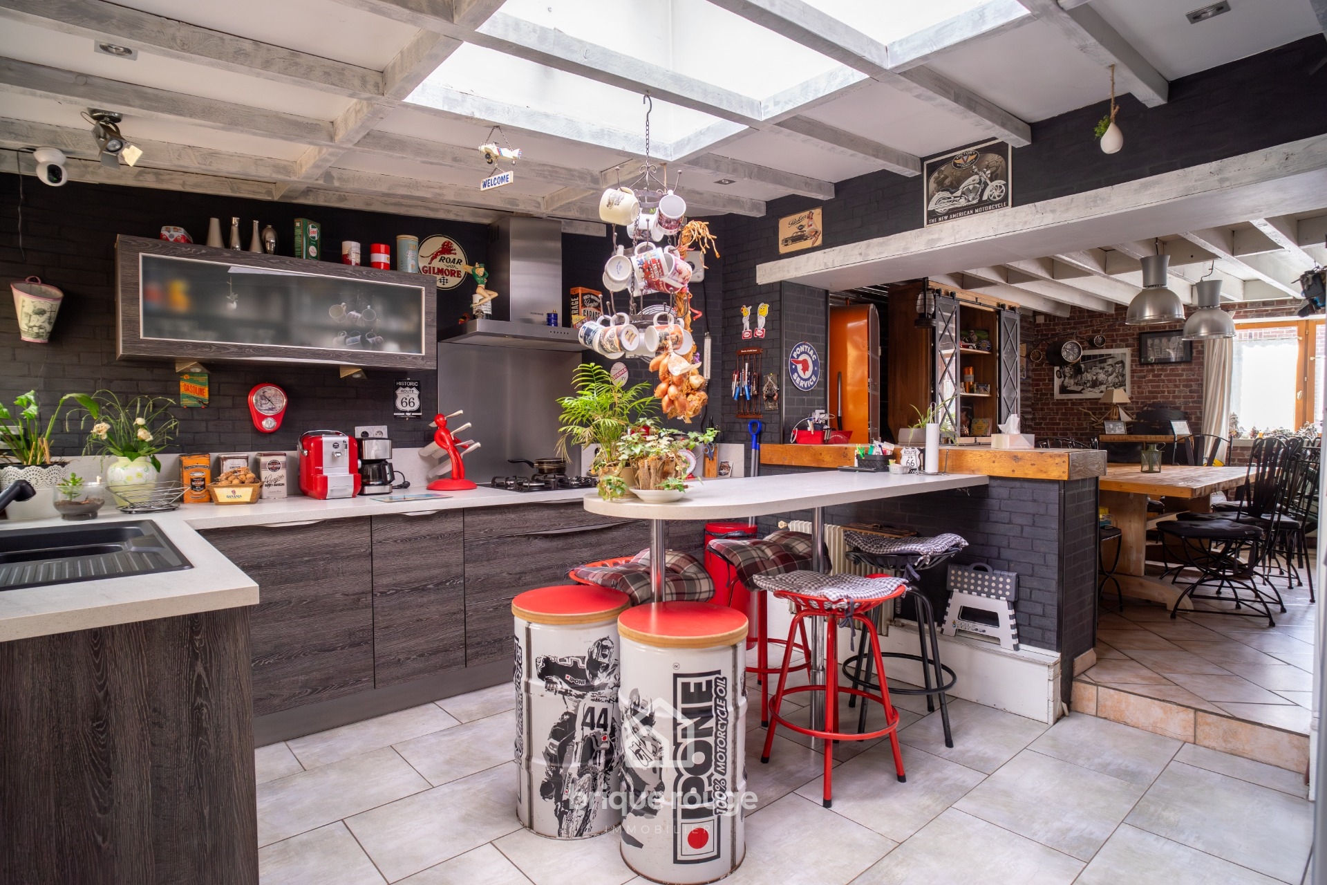 Maison avec hangar Photo 1 - Brique Rouge Immobilier Maison avec hangar Photo 1 - Brique Rouge Immobilier