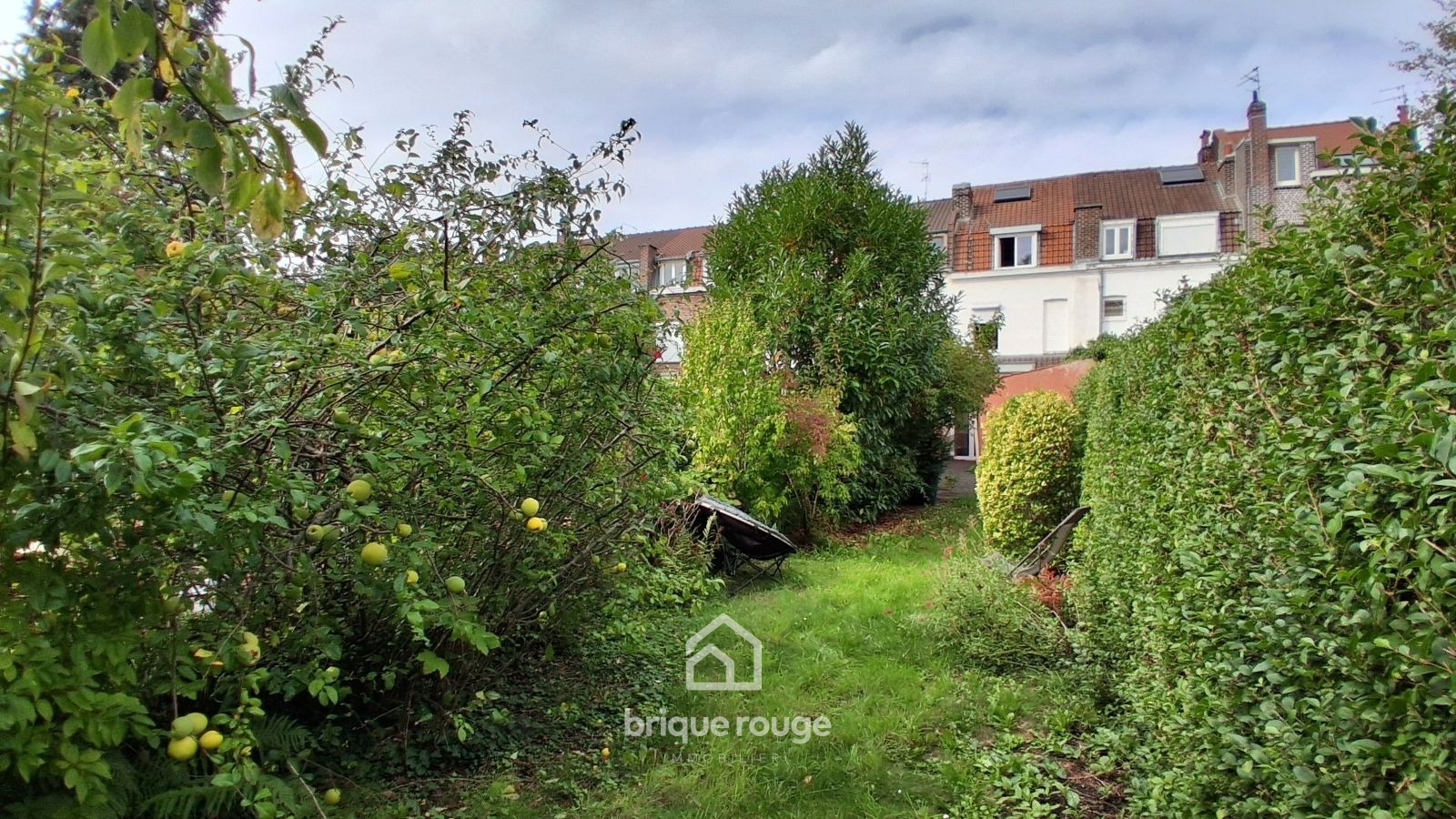 Large maison 1930 au charme preserve proche metro Photo 12 - Brique Rouge Immobilier Large maison 1930 au charme preserve proche metro Photo 12 - Brique Rouge Immobilier