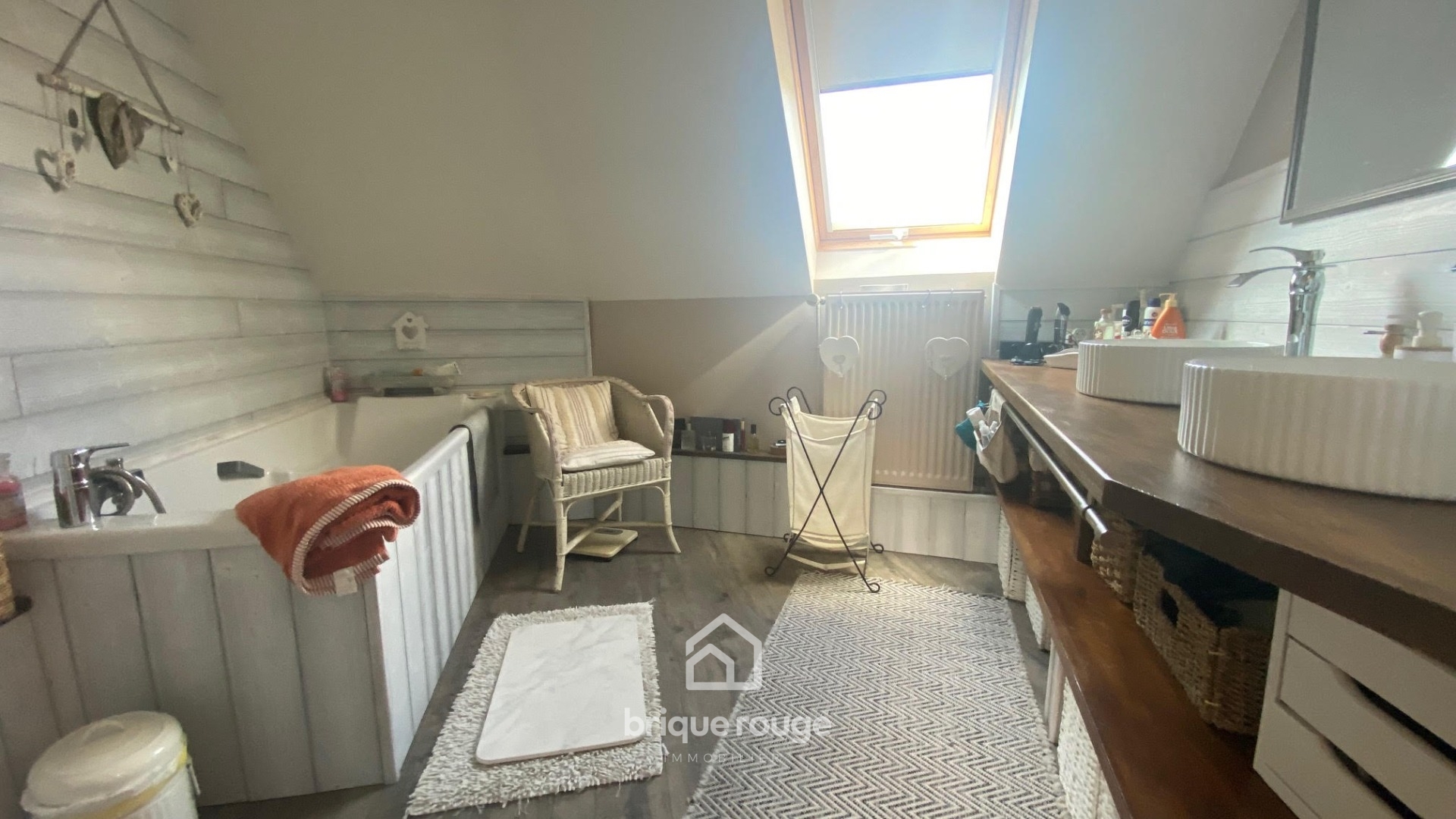 Magnifique propriete  semi plain pied avec piscine chauffee  Photo 10 - Brique Rouge Immobilier