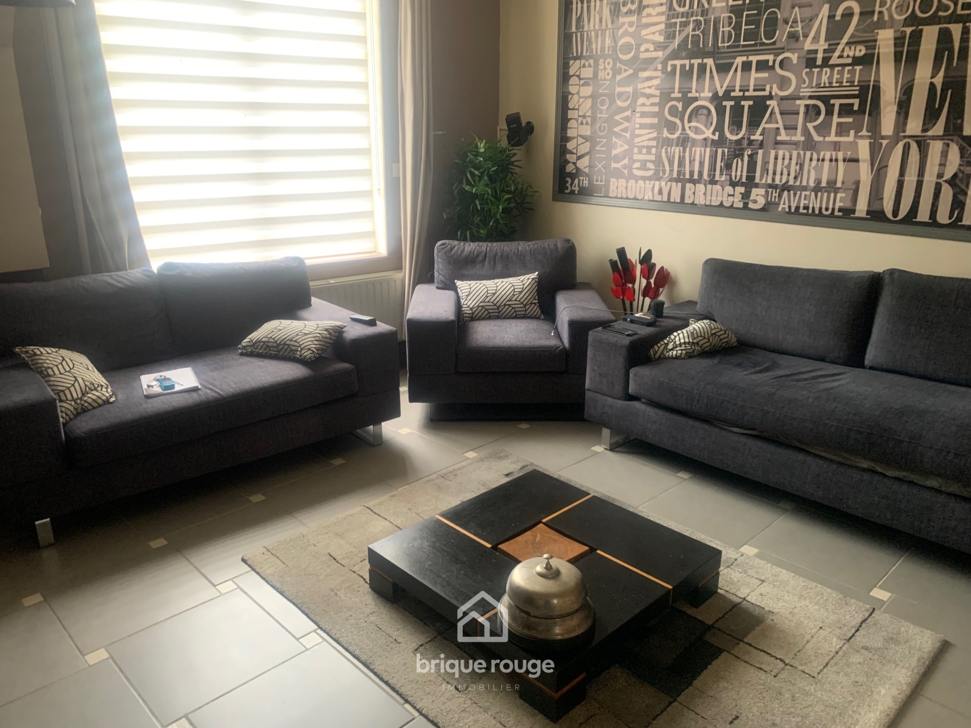 Maison 1930 large facade avec exterieur Photo 5 - Brique Rouge Immobilier Maison 1930 large facade avec exterieur Photo 5 - Brique Rouge Immobilier