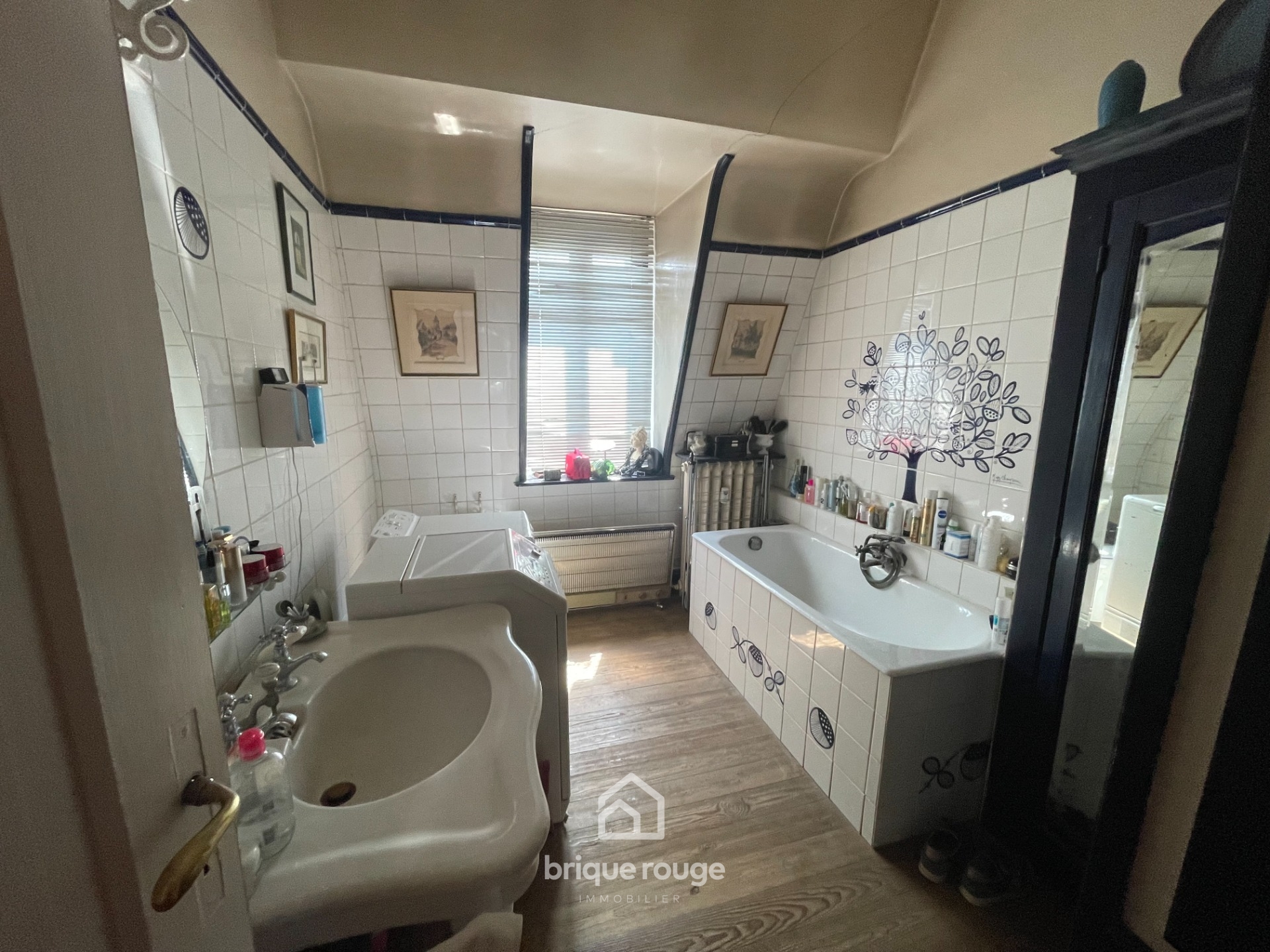 Bel appartement situe dans une demeure bourgeoise Photo 8 - Brique Rouge Immobilier Bel appartement situe dans une demeure bourgeoise Photo 8 - Brique Rouge Immobilier