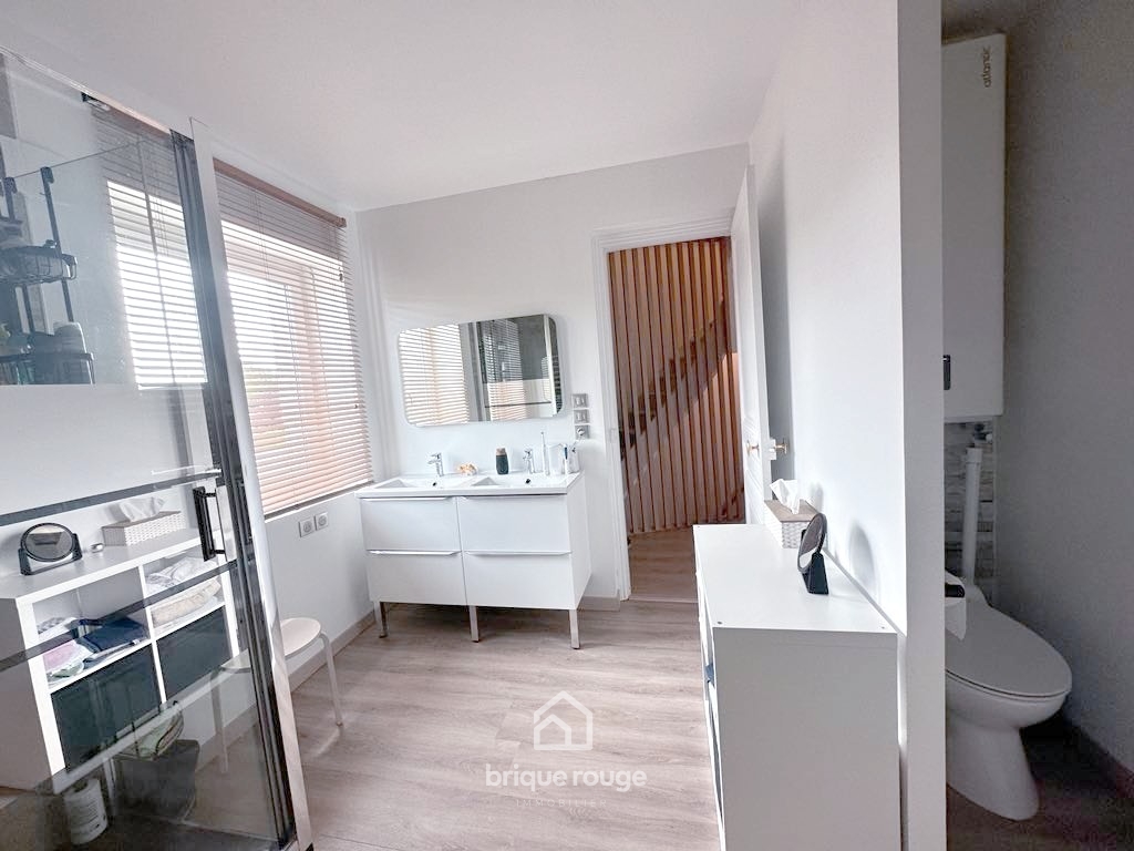 Semi individuelle 4 chambres secteur calme 140m Photo 4 - Brique Rouge Immobilier