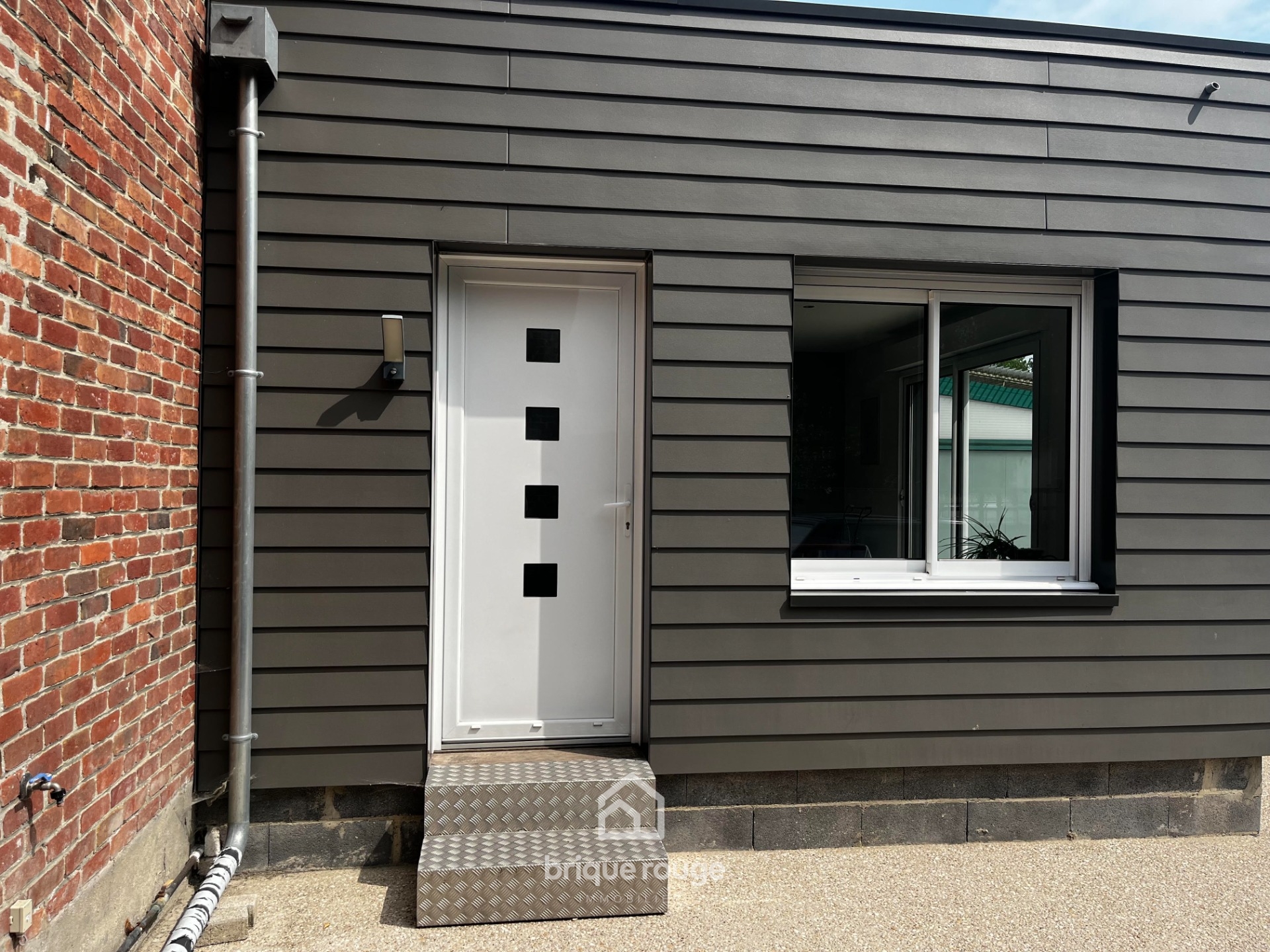 Maison 3 chambres 2 garages grand jardin Photo 3 - Brique Rouge Immobilier Maison 3 chambres 2 garages grand jardin Photo 3 - Brique Rouge Immobilier