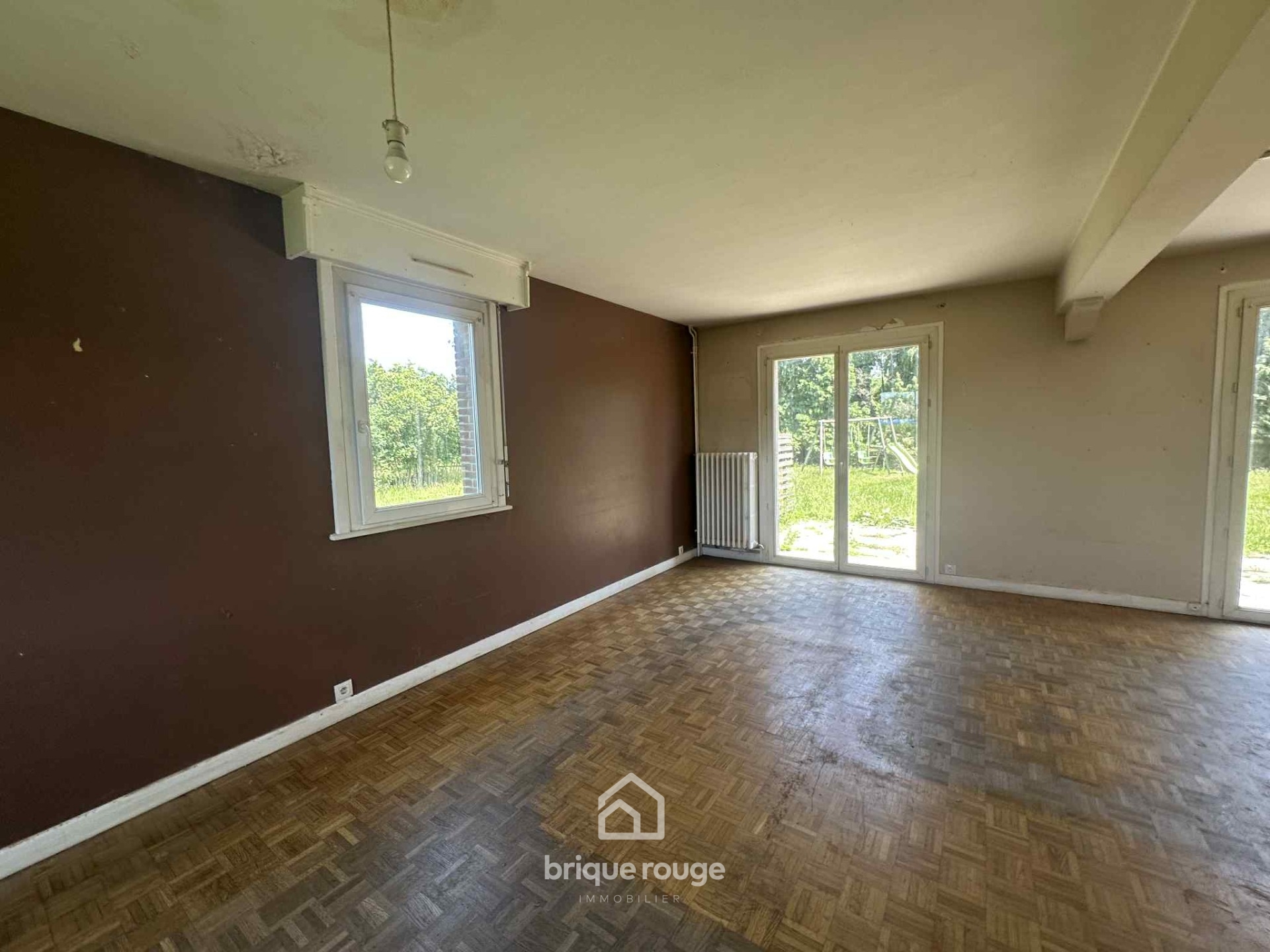 A 9mn du chr maison semi plain pied t7 sur 2300m Photo 6 - Brique Rouge Immobilier A 9mn du chr maison semi plain pied t7 sur 2300m Photo 6 - Brique Rouge Immobilier