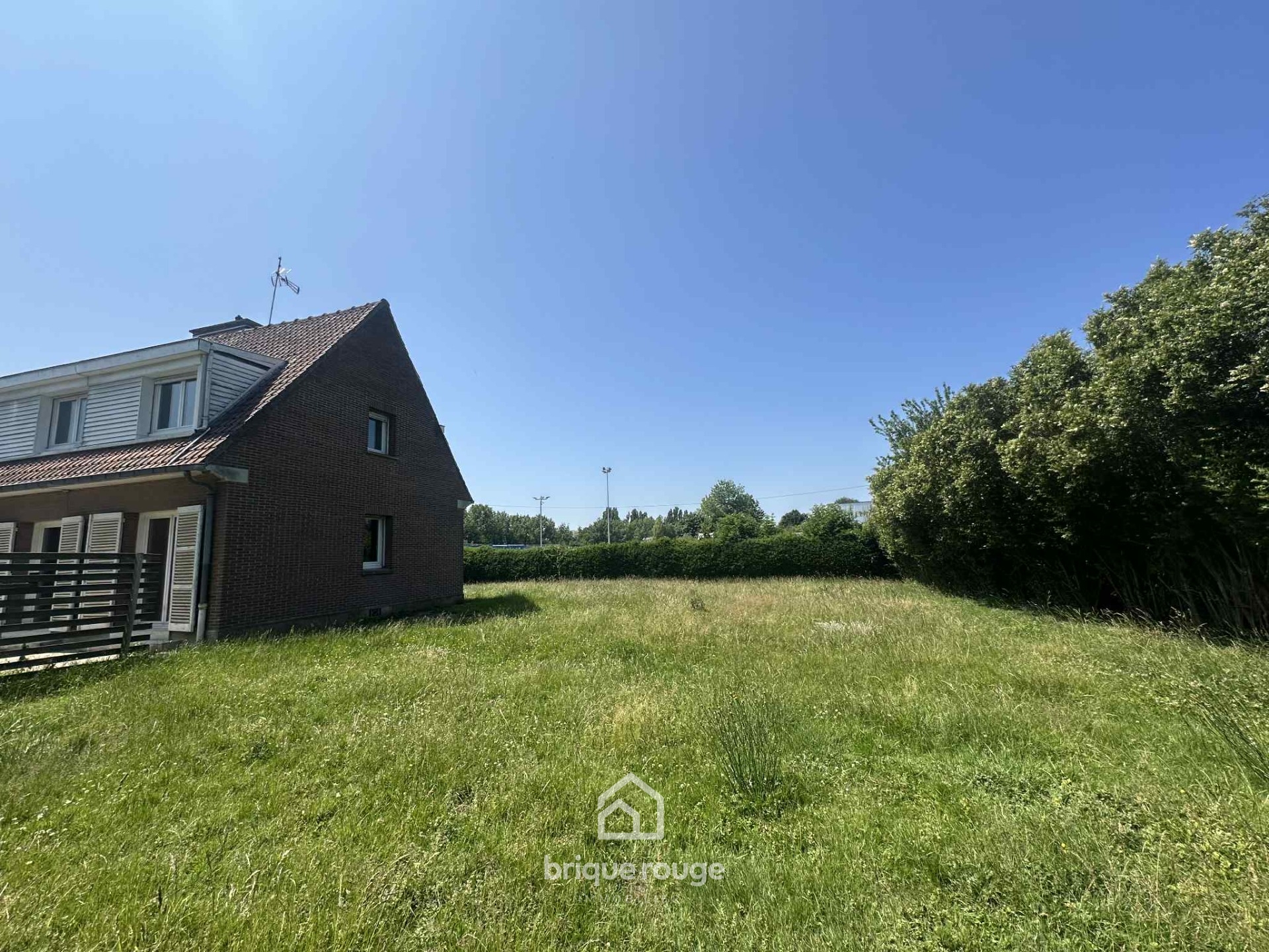 A 9mn du chr maison semi plain pied t7 sur 2300m Photo 7 - Brique Rouge Immobilier A 9mn du chr maison semi plain pied t7 sur 2300m Photo 7 - Brique Rouge Immobilier