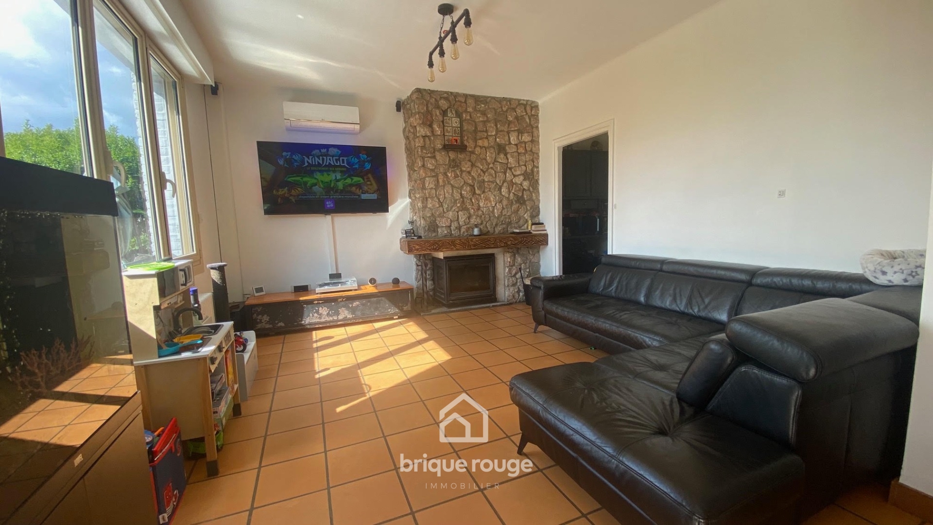 En exclusivite maison individuelle batie sur 950m Photo 3 - Brique Rouge Immobilier En exclusivite maison individuelle batie sur 950m Photo 3 - Brique Rouge Immobilier