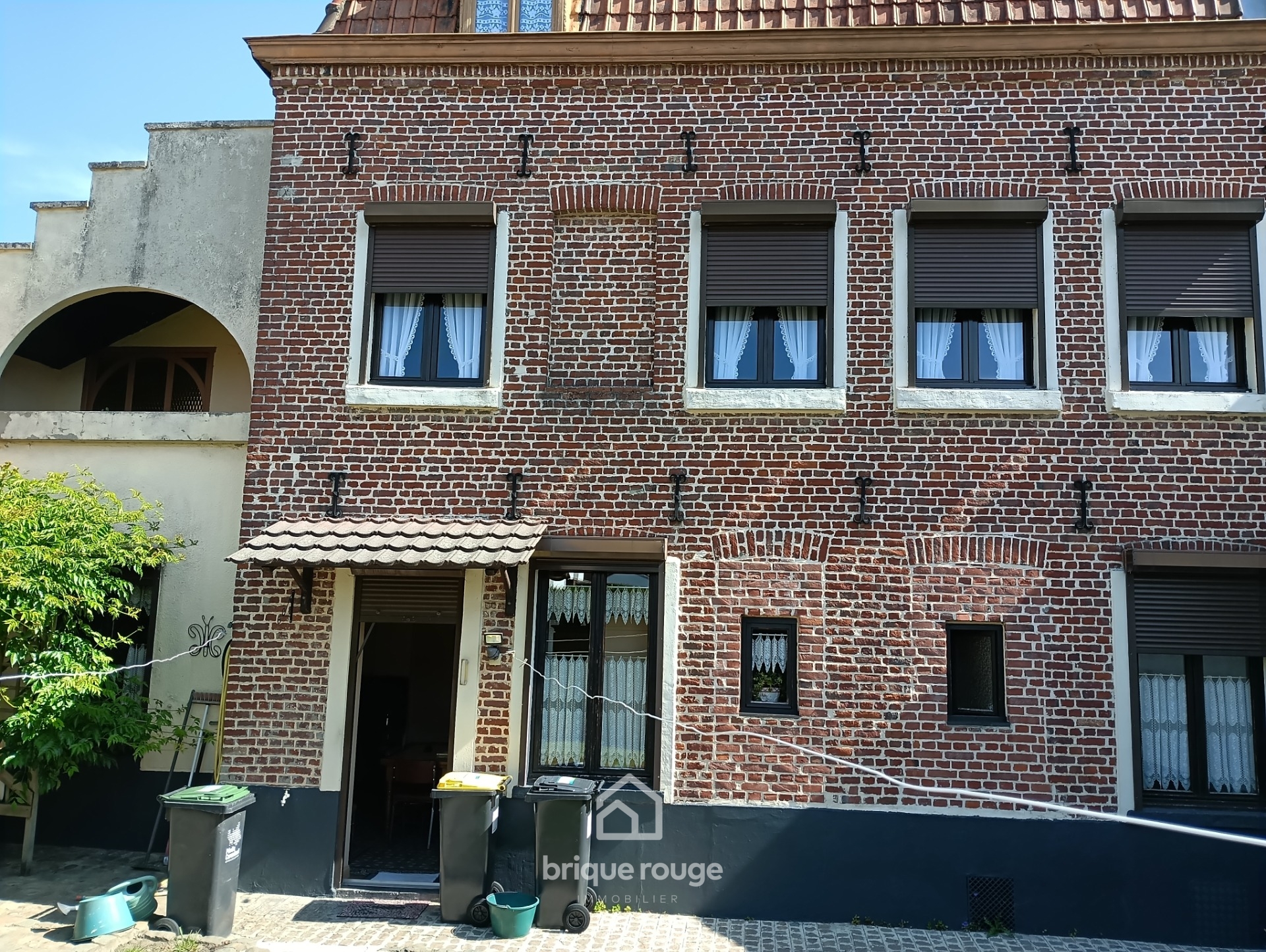 Belle maison de maitre renover gondecourt Photo 1 - Brique Rouge Immobilier Belle maison de maitre renover gondecourt Photo 1 - Brique Rouge Immobilier