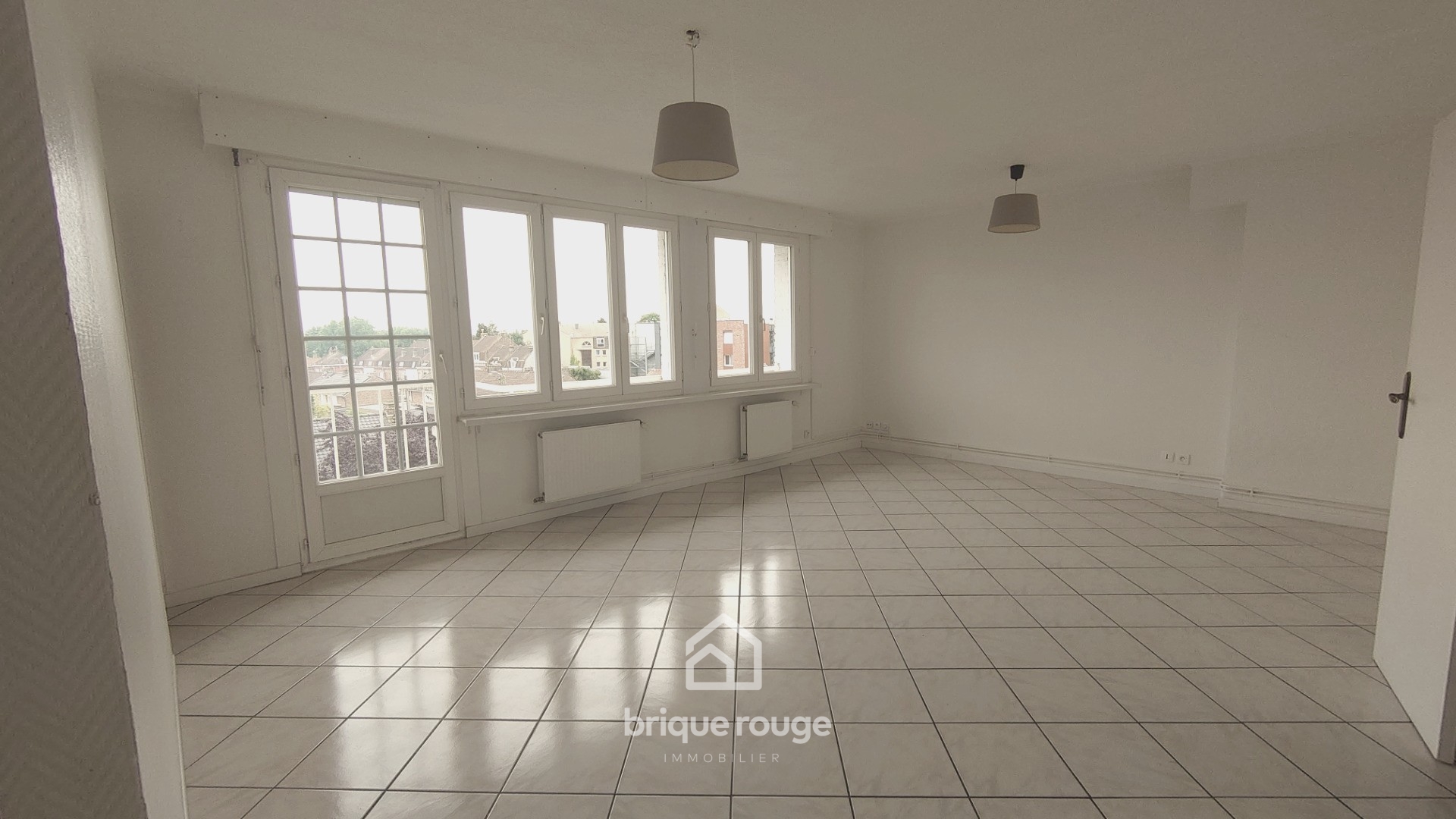 En exclusivite  appartement t3  2 pas du metro Photo 1 - Brique Rouge Immobilier