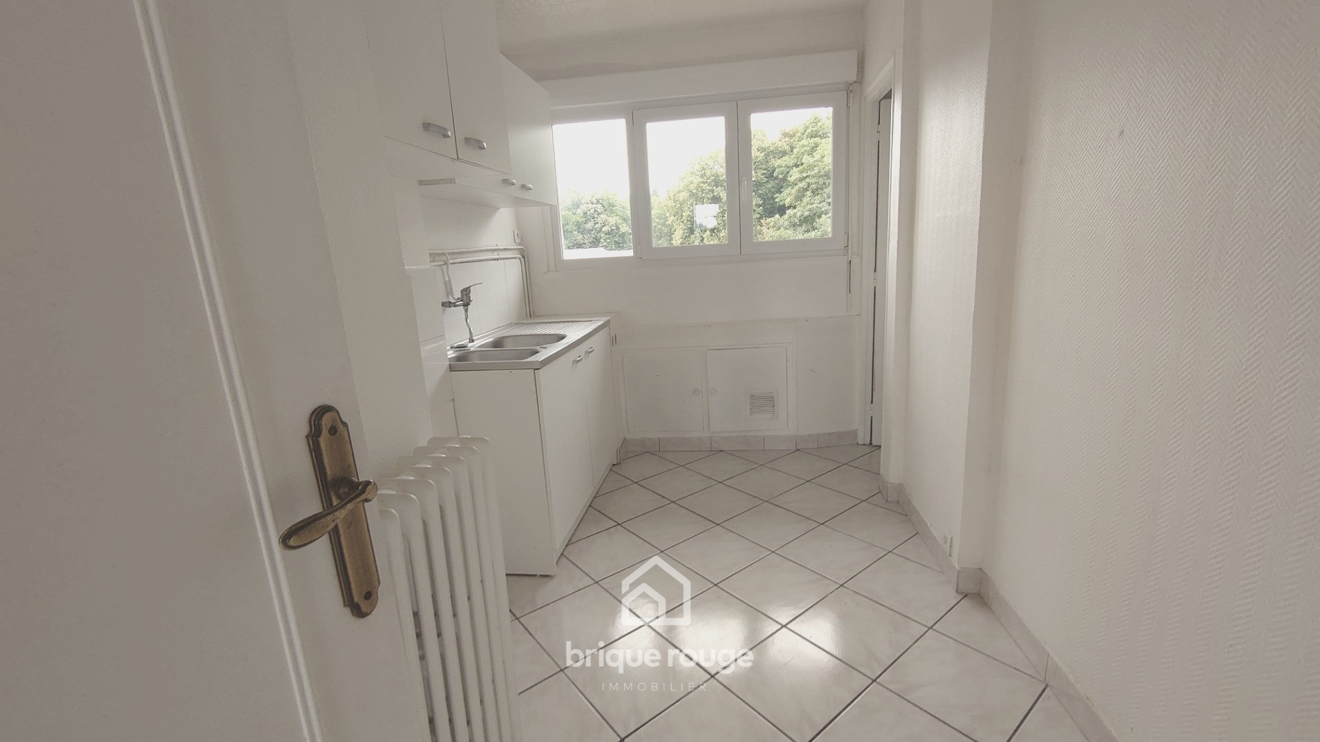 En exclusivite  appartement t3  2 pas du metro Photo 3 - Brique Rouge Immobilier